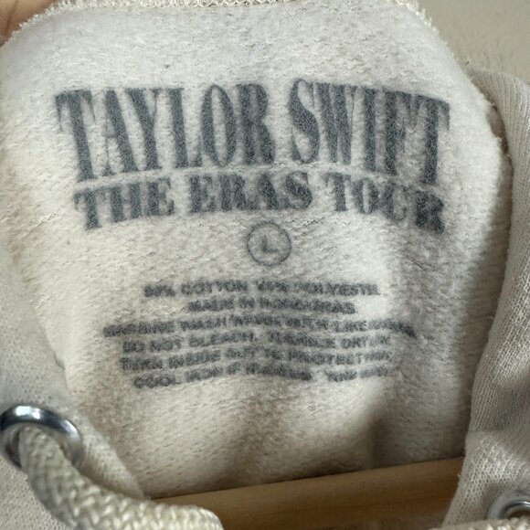 Taylor Swift Eras Tour Heart Hands Womens Large Hoodie Official Merch Cream - Picture 3 of 7